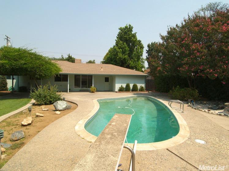 1900 Michel Ave, Modesto, CA 95358 photo 25