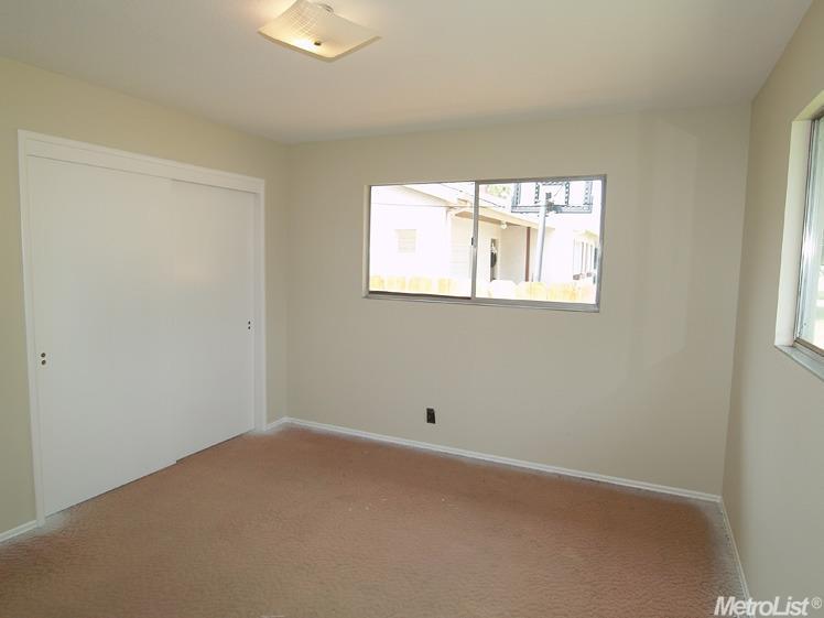 1900 Michel Ave, Modesto, CA 95358 photo 15
