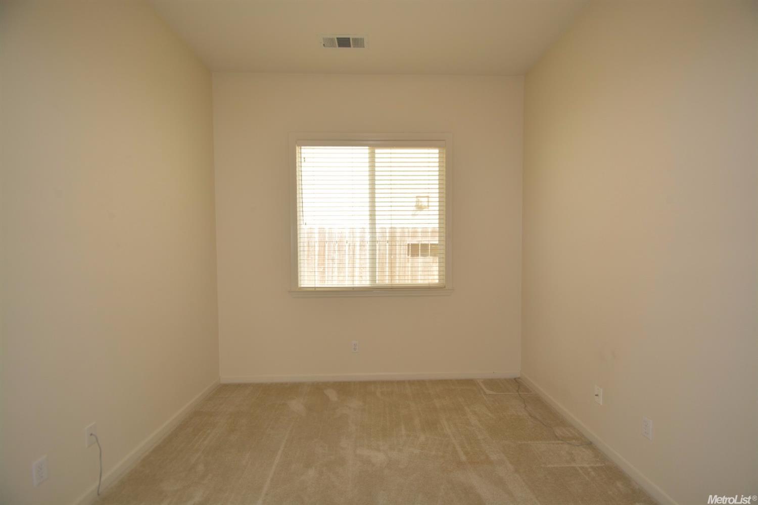 3021 Knightsbridge Ct, Modesto, CA 95355 photo 15