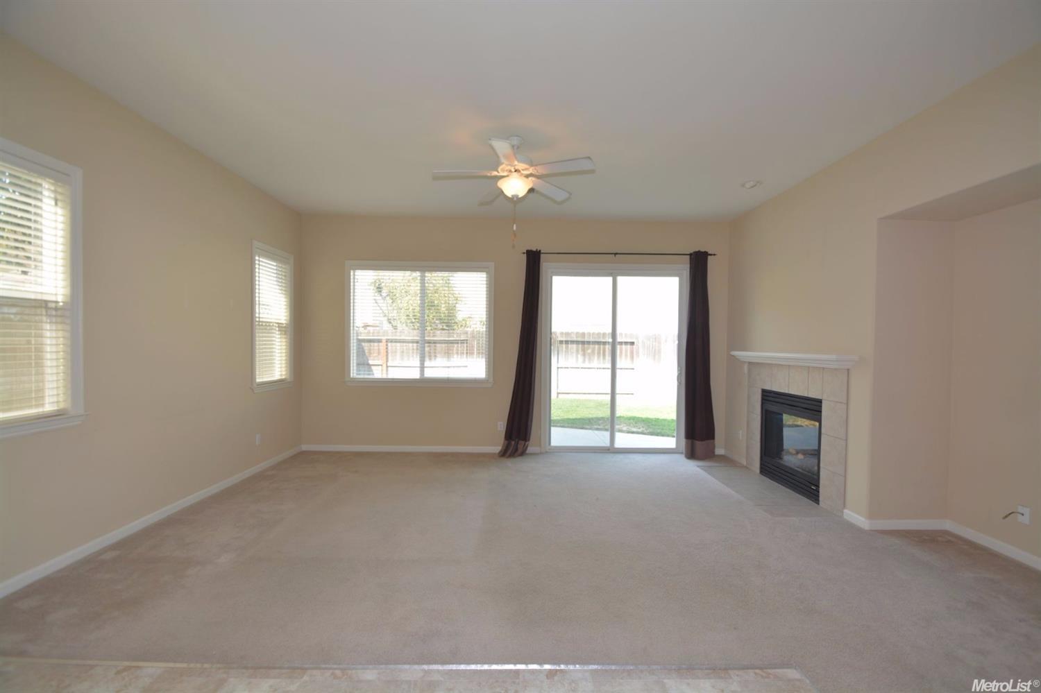 3021 Knightsbridge Ct, Modesto, CA 95355 photo 10