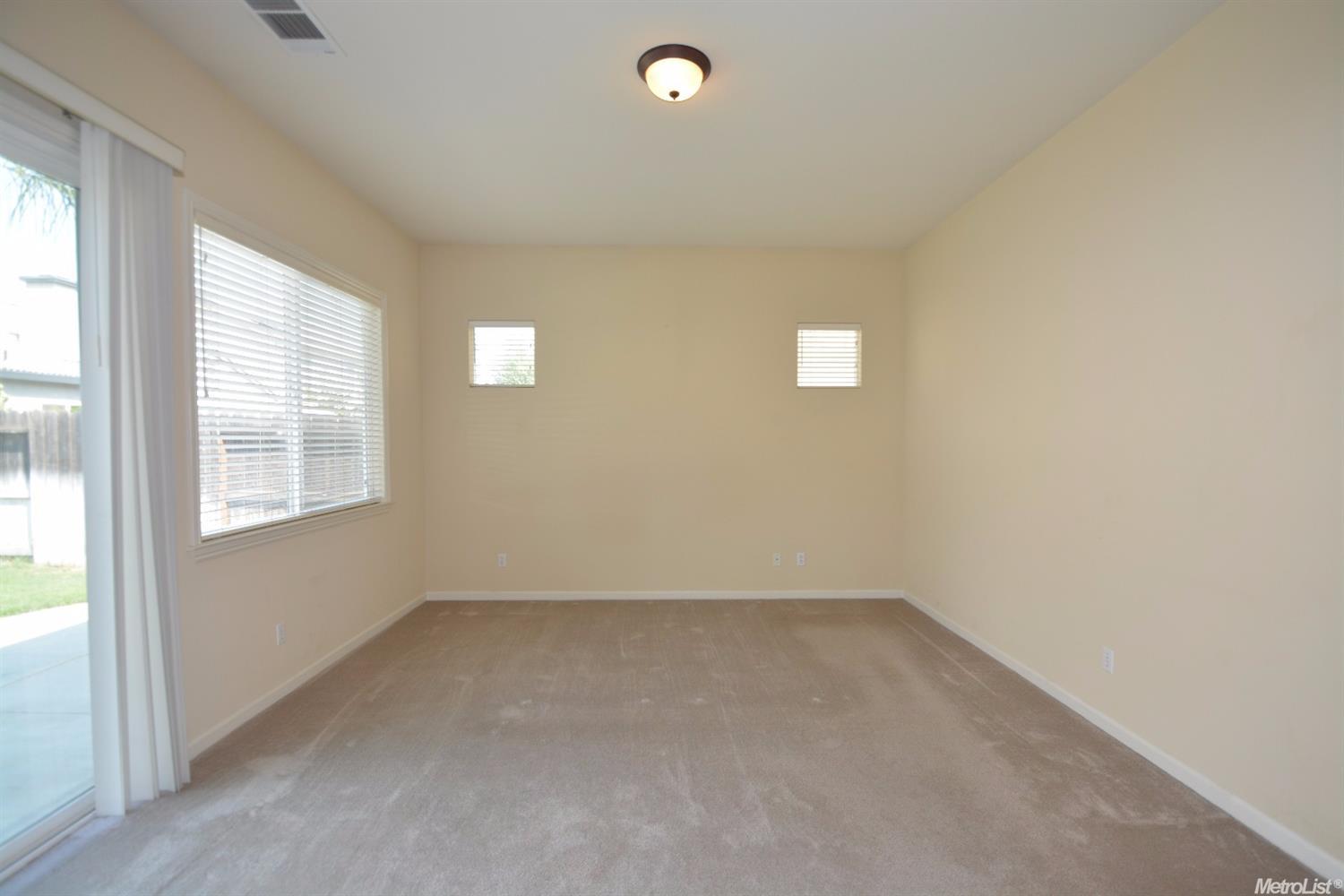 3021 Knightsbridge Ct, Modesto, CA 95355 photo 18