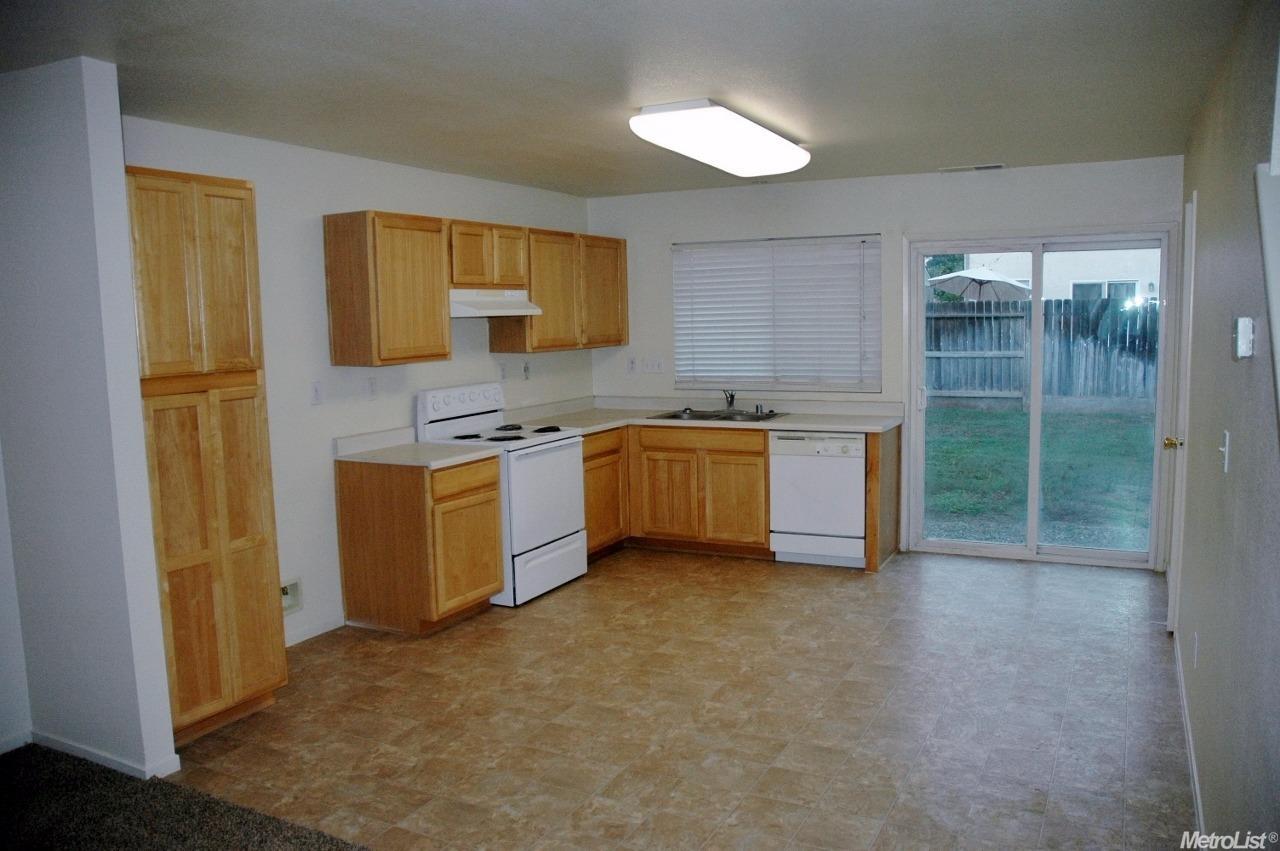 3748 Morningside Ave, Merced, CA 95348 photo 2