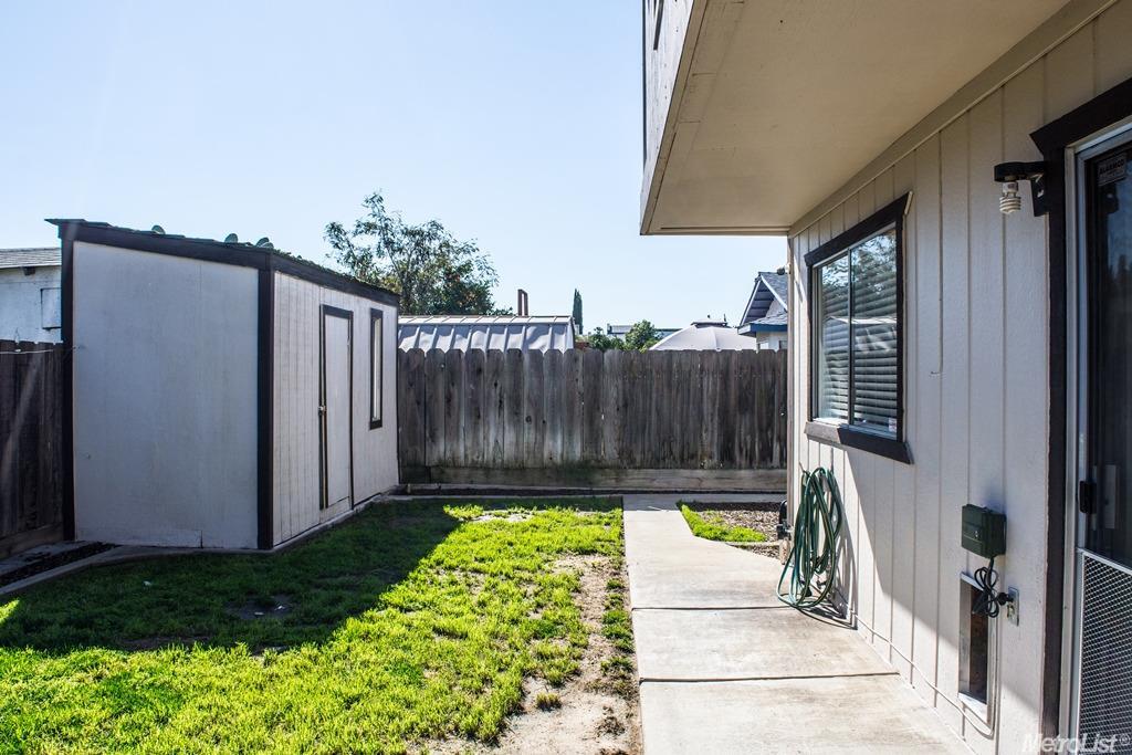 1642 Joseph Ln, Ceres, CA 95307 photo 9