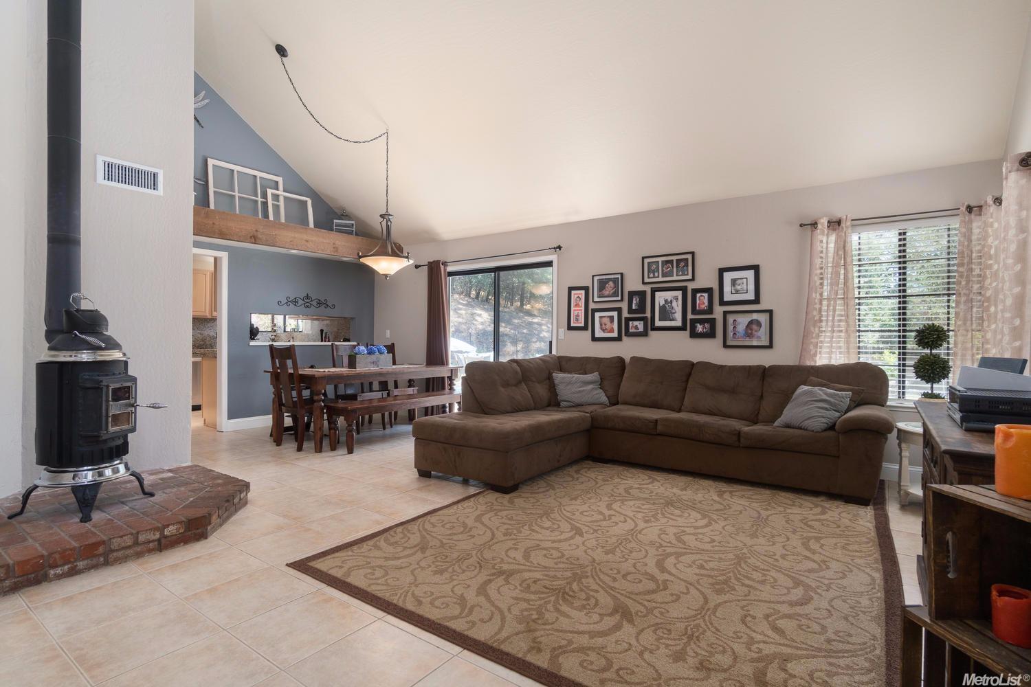 3811 Noel Ct, Placerville, CA 95667 photo 3