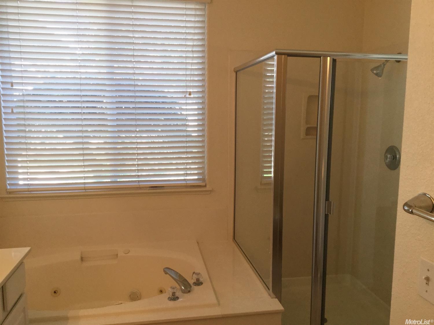 2404 Brandy Ct, Modesto, CA 95355 photo 9