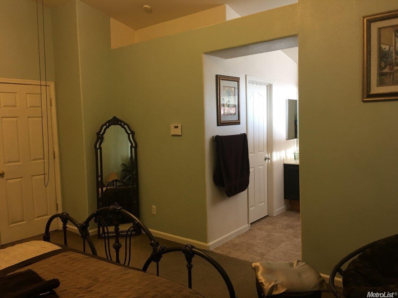 910 Norman Dr, Manteca, CA 95336 photo 6