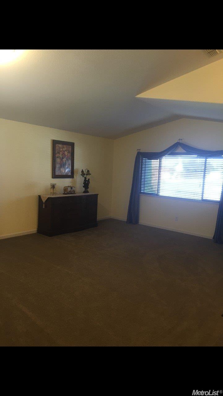 910 Norman Dr, Manteca, CA 95336 photo 18