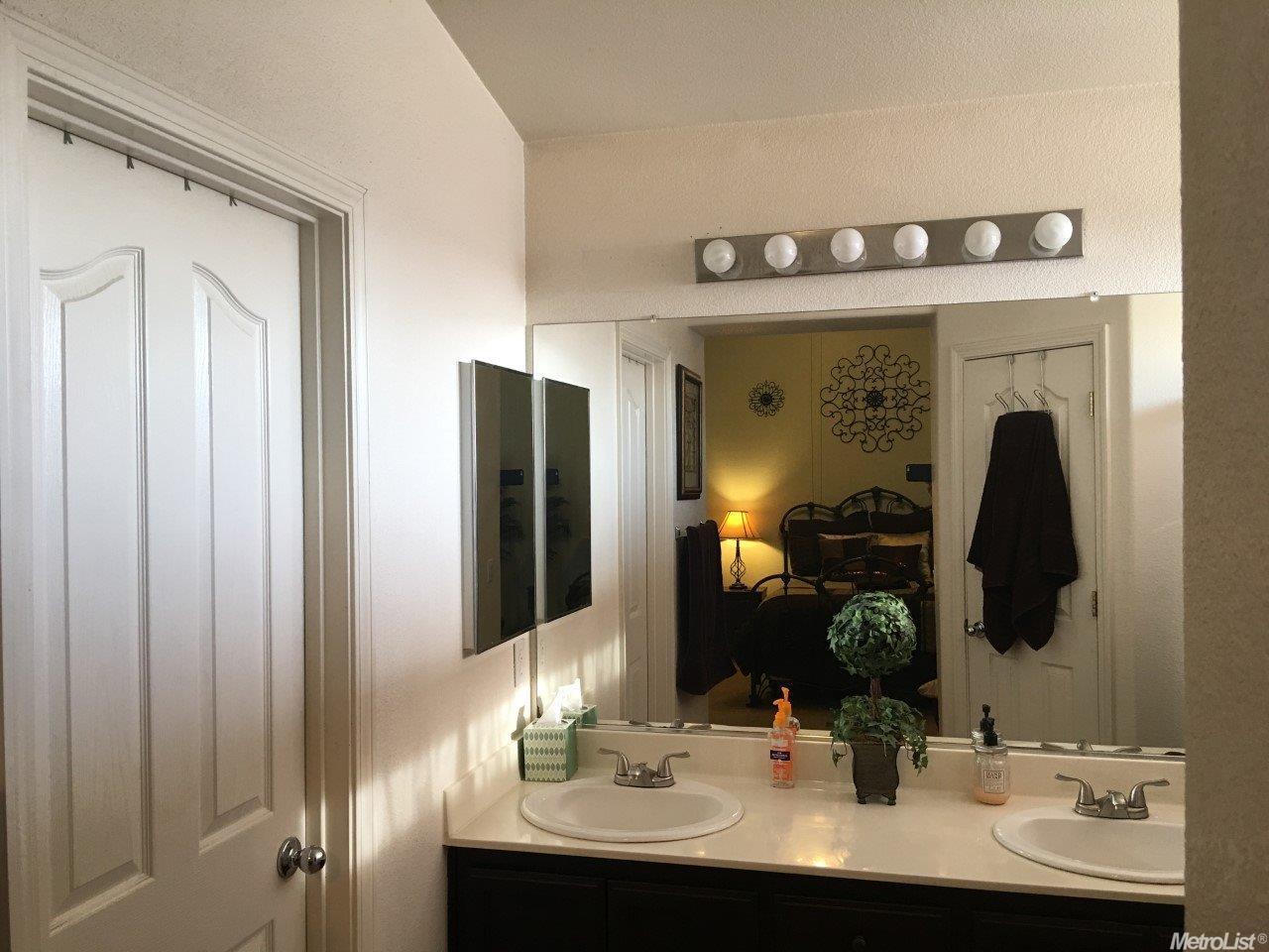 910 Norman Dr, Manteca, CA 95336 photo 7