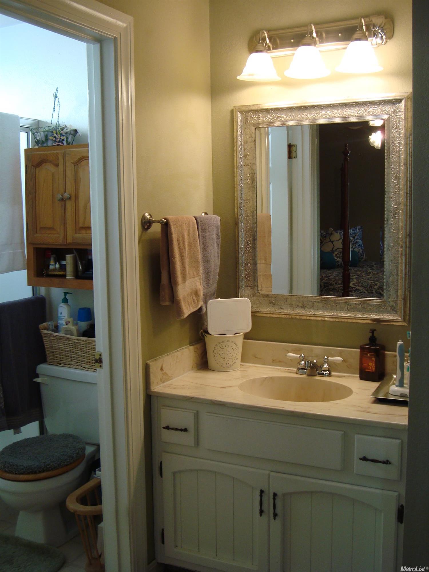 325 Miles Ct, Turlock, CA 95382 photo 15