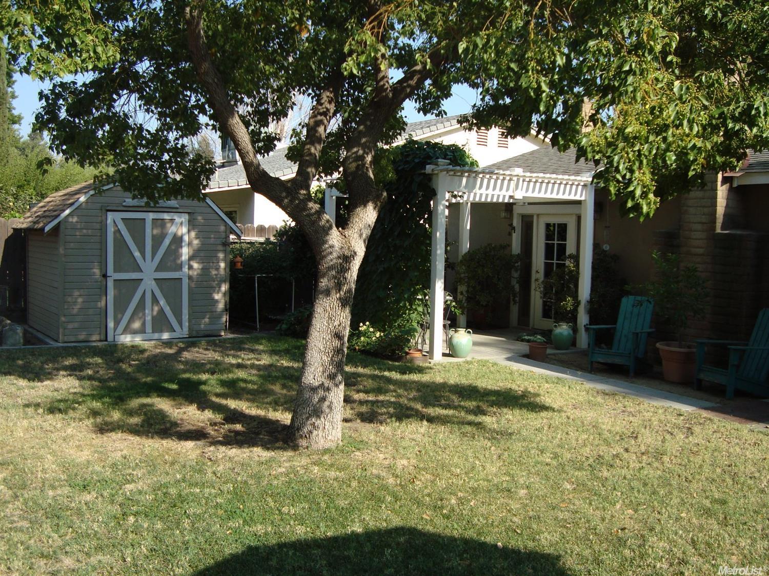 325 Miles Ct, Turlock, CA 95382 photo 21