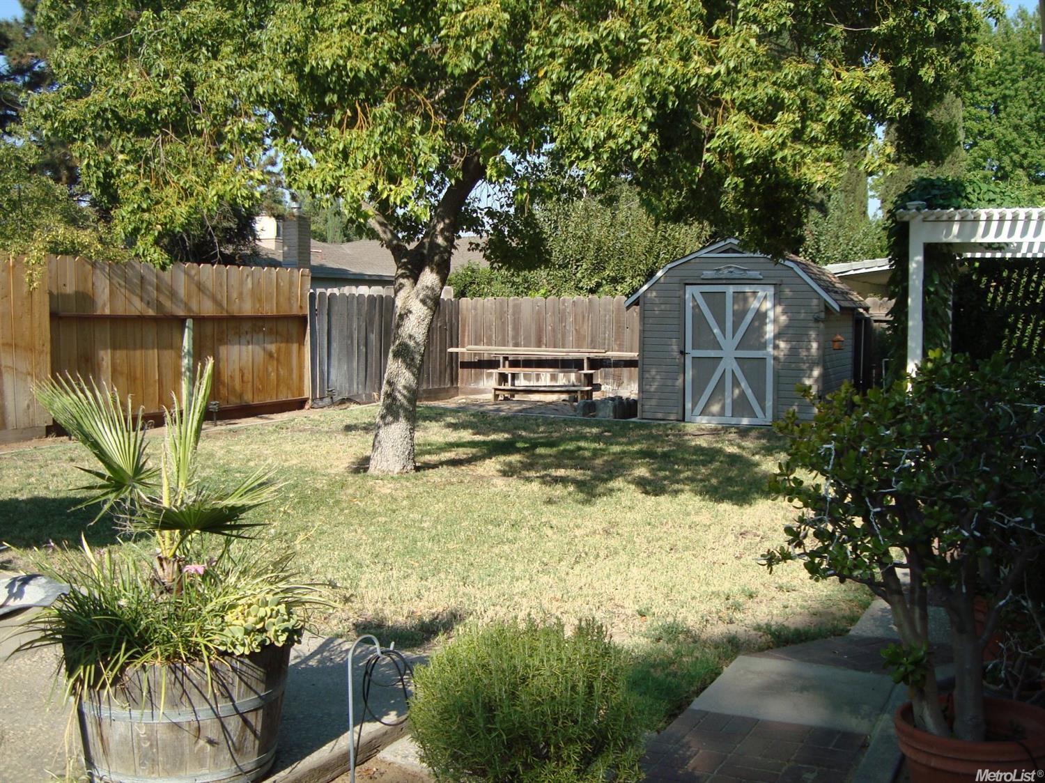 325 Miles Ct, Turlock, CA 95382 photo 19