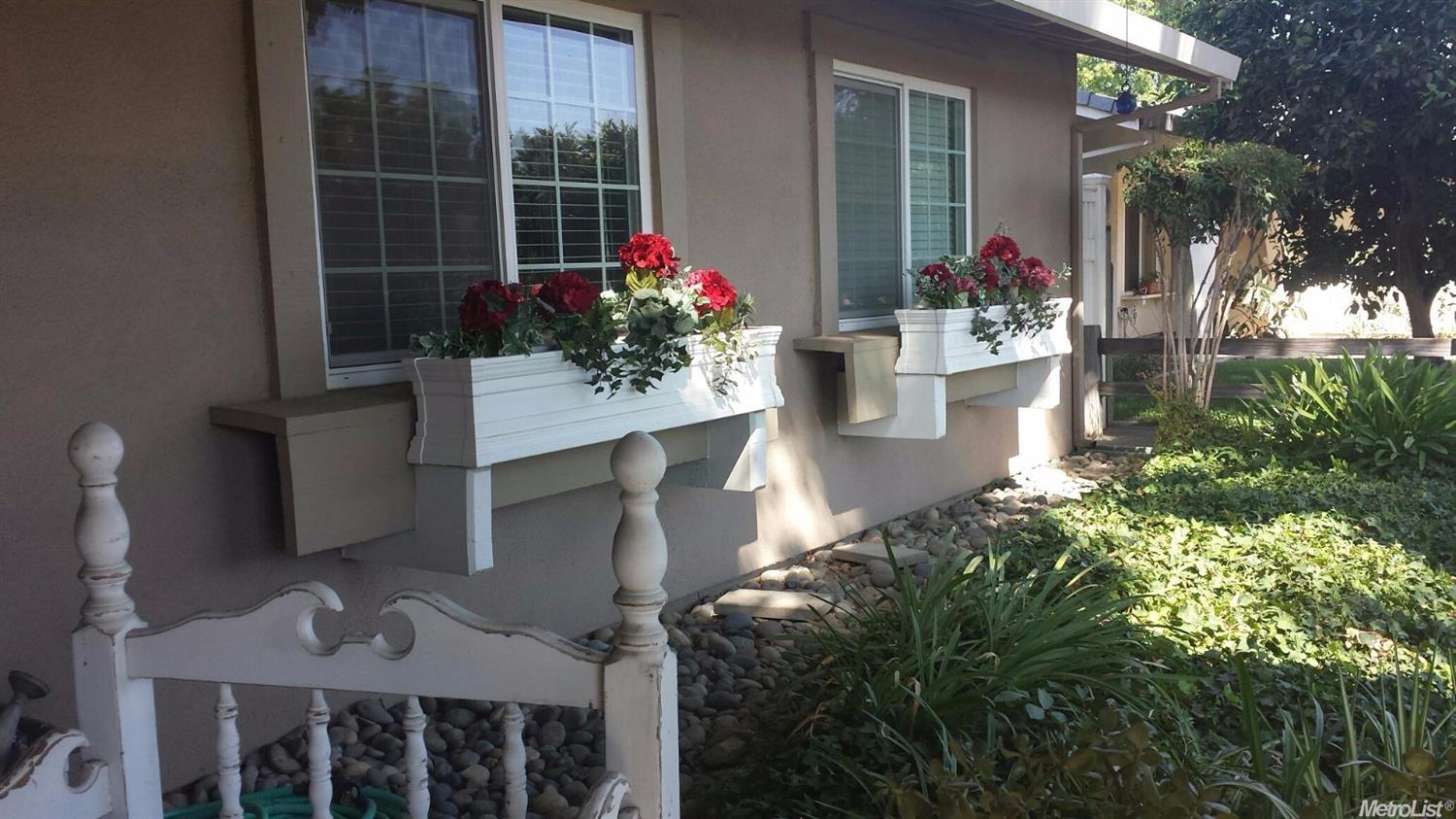 325 Miles Ct, Turlock, CA 95382 photo 3