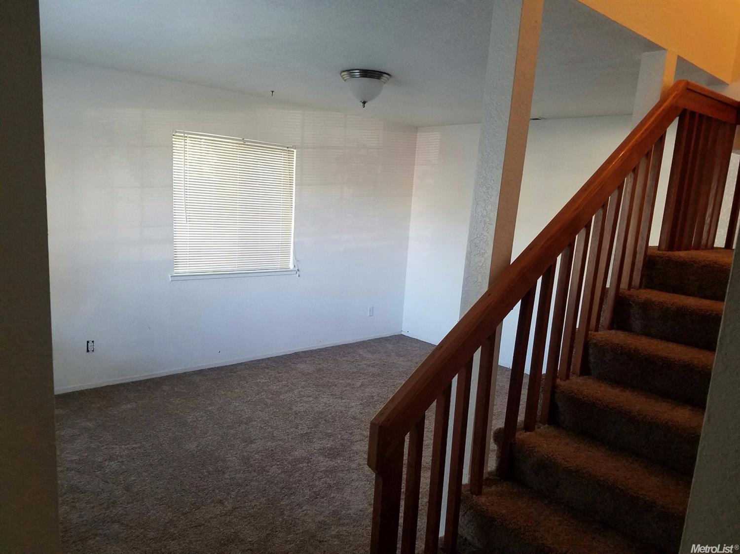 1725 Waldo Ct, Modesto, CA 95358 photo 3