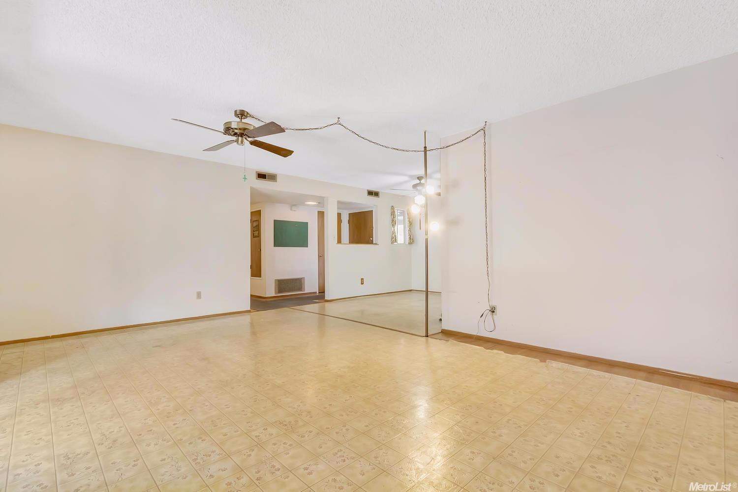 1107 L St, Davis, CA 95616 photo 7