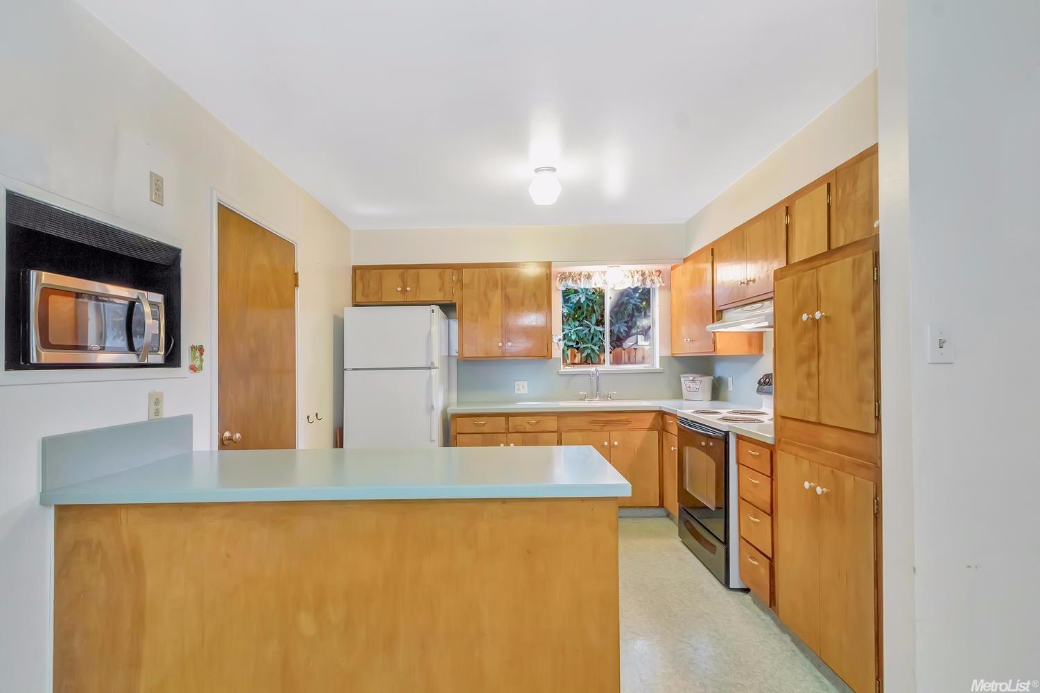 1107 L St, Davis, CA 95616 photo 10