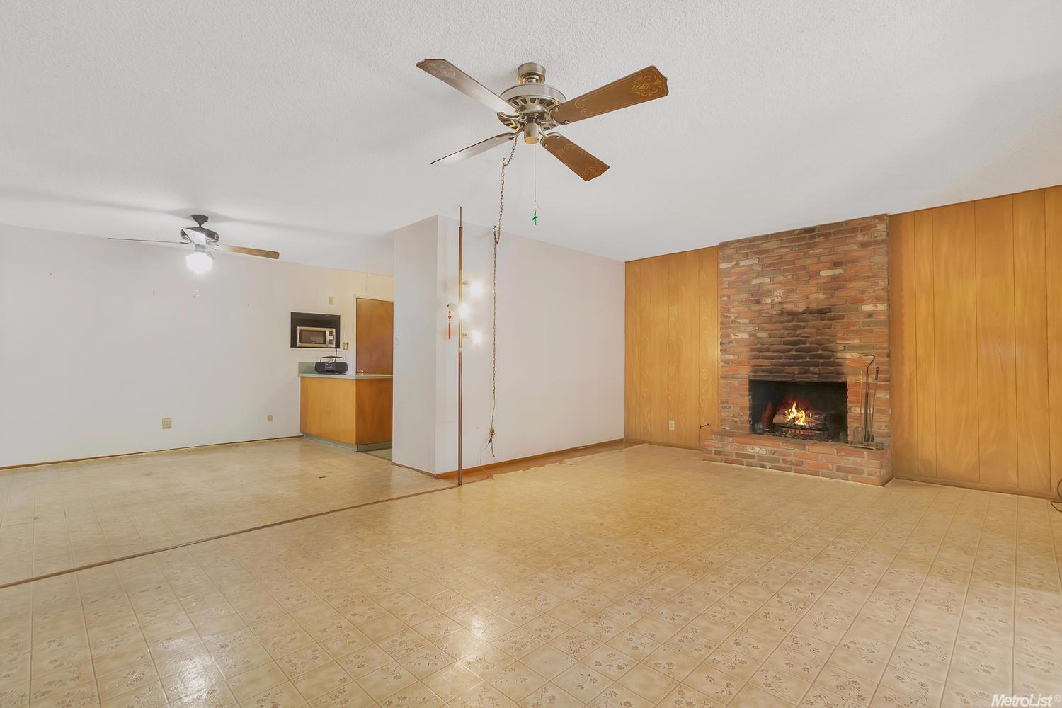1107 L St, Davis, CA 95616 photo 4