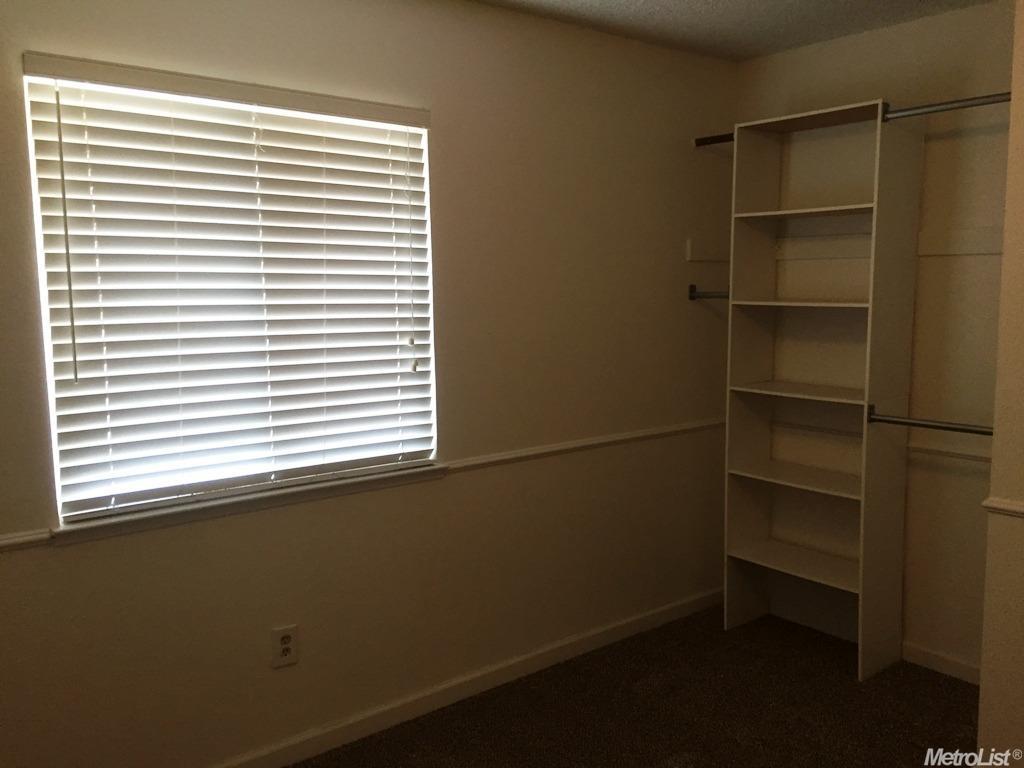 2020 W Rumble Rd, Modesto, CA 95350 photo 7