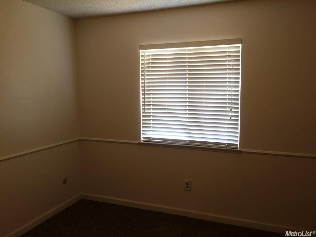 2020 W Rumble Rd, Modesto, CA 95350 photo 8