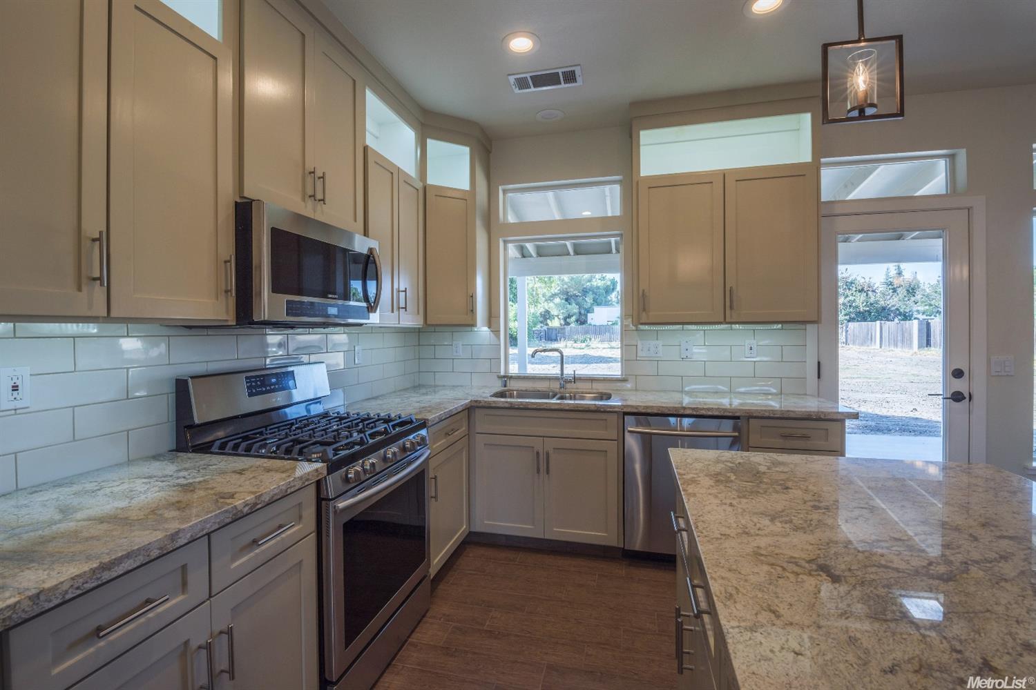 1336 E Orangeburg Ave, Modesto, CA 95355 photo 9