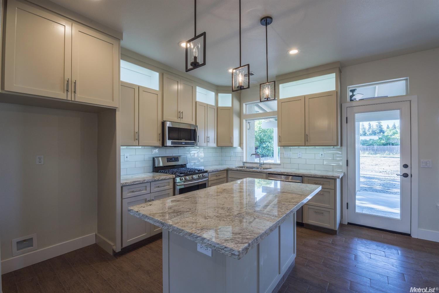 1336 E Orangeburg Ave, Modesto, CA 95355 photo 8