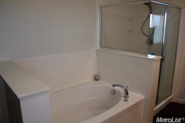 1605 Courtyard Dr, Manteca, CA 95337 photo 14