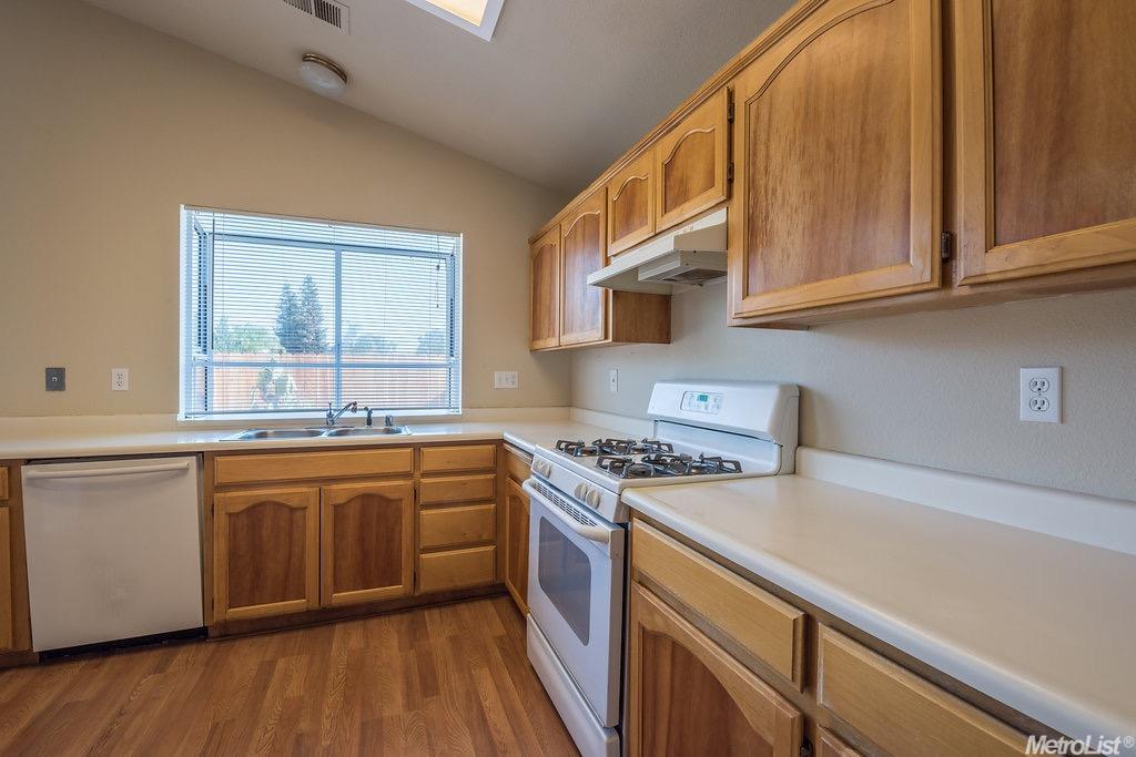 2337 Shadowbrook Way, Modesto, CA 95351 photo 8