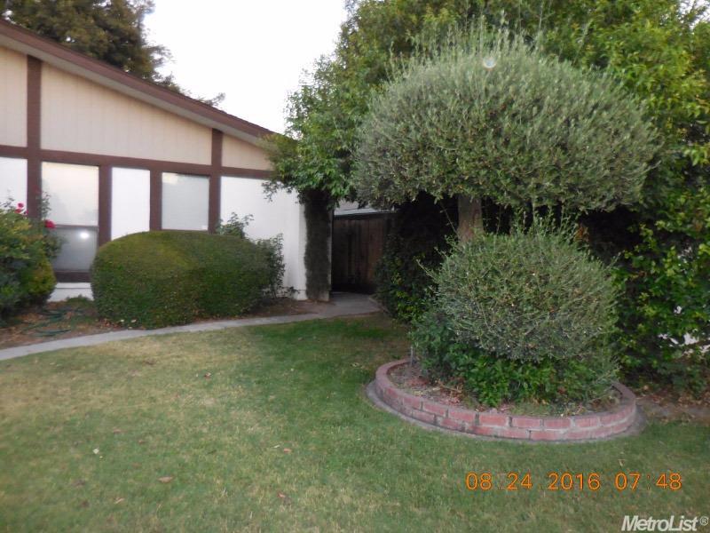 2418 Dels Ln, Turlock, CA 95382 photo 3