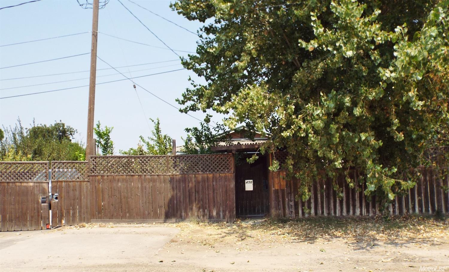 450 Bystrum Rd, Modesto, CA 95351 photo 2