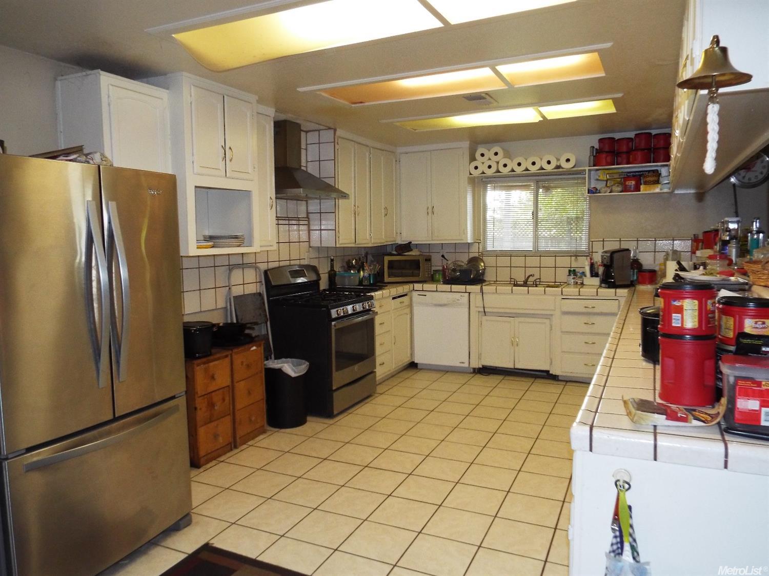 450 Bystrum Rd, Modesto, CA 95351 photo 13