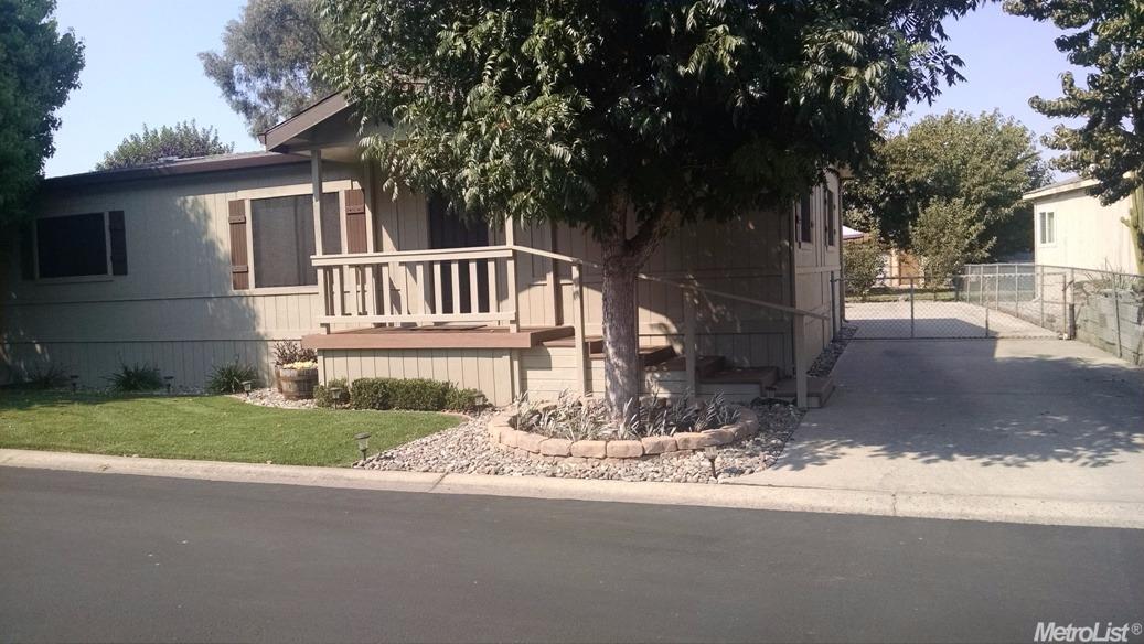 17 River Bend Dr, Lodi, CA 95242 photo 3