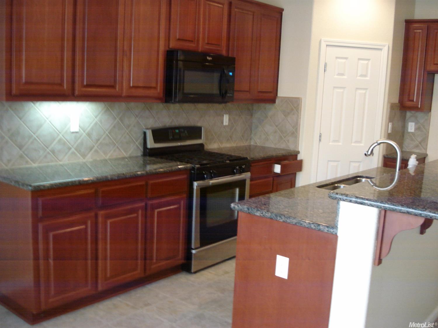 9329 Vintner Cir, Patterson, CA 95363 photo 12