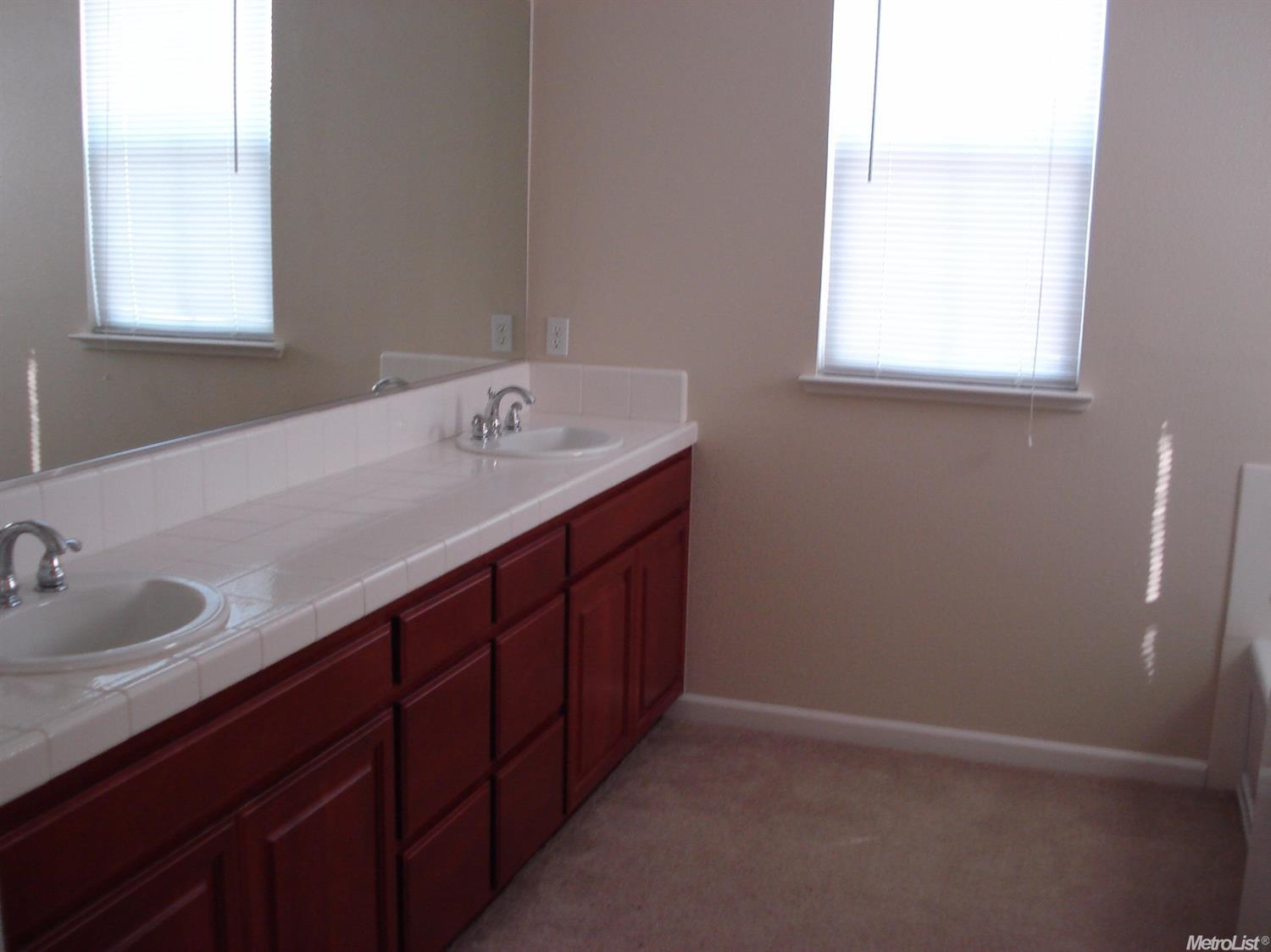 9329 Vintner Cir, Patterson, CA 95363 photo 8