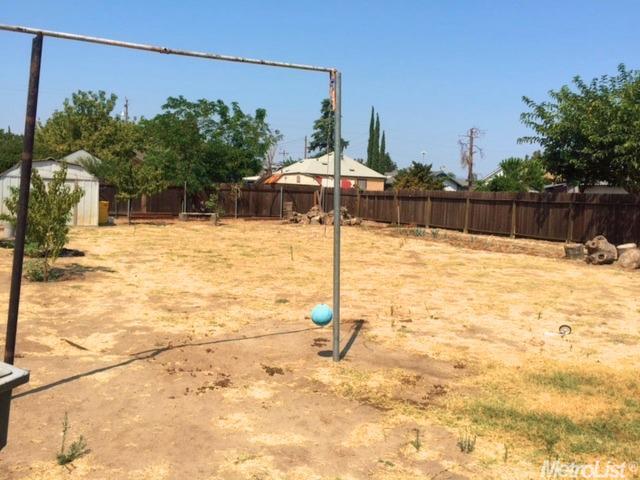 431 Michigan Ave, Manteca, CA 95337 photo 11