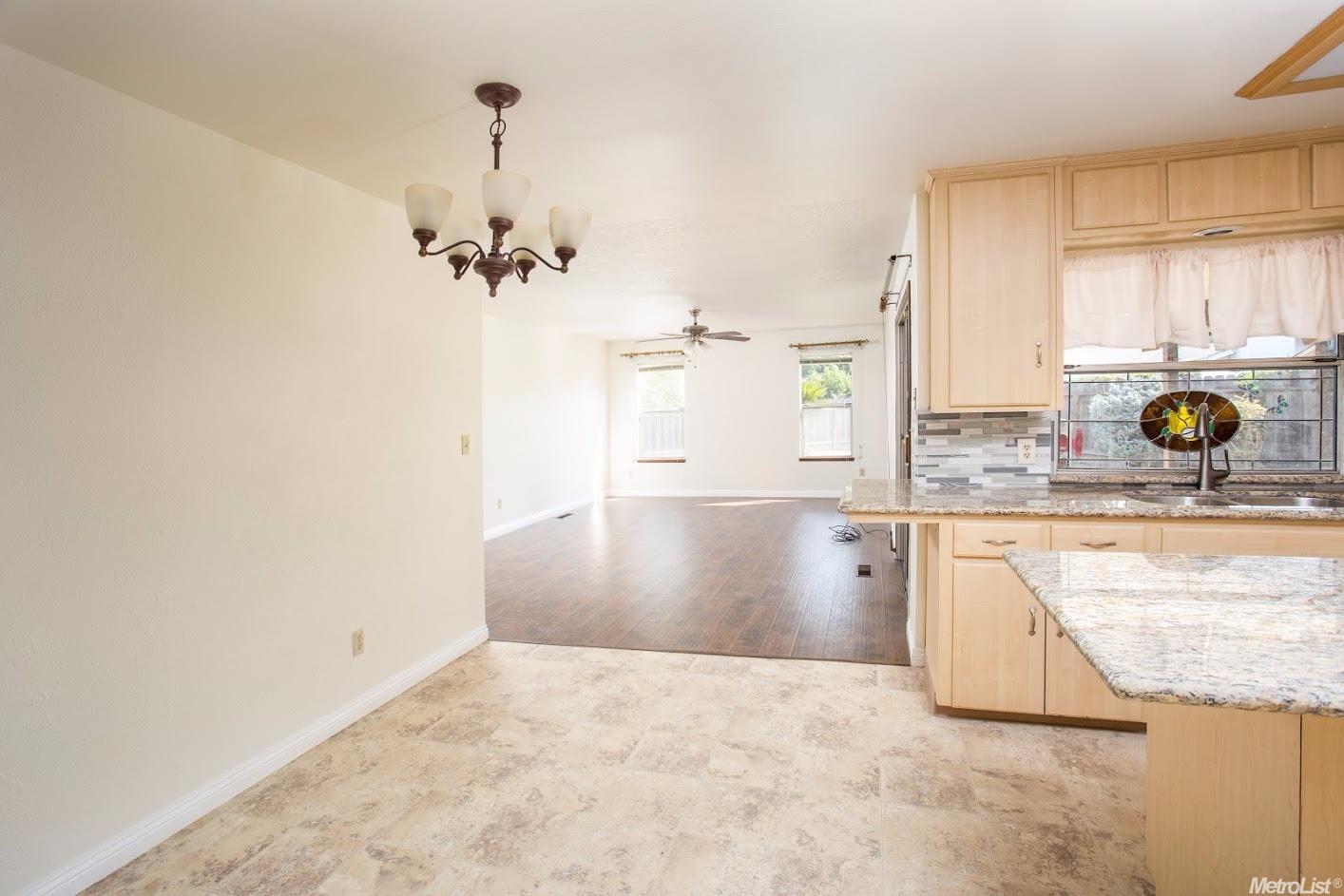 2001 Ferrara Ct, Modesto, CA 95355 photo 5