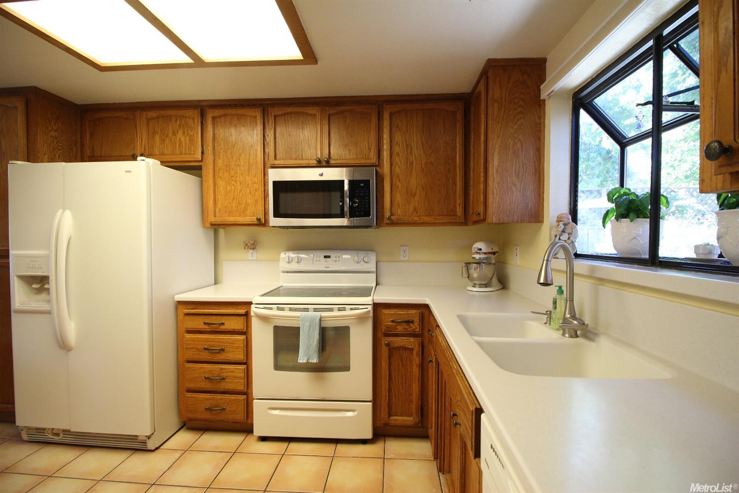 2417 Southfork Ln, Modesto, CA 95355 photo 5