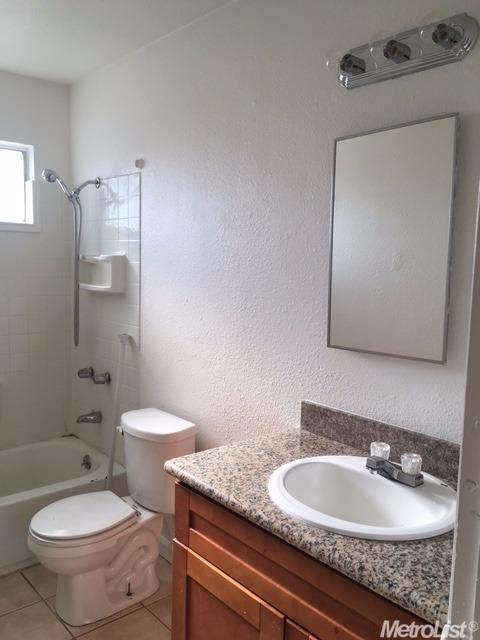 134 W 20th St, Merced, CA 95340 photo 19