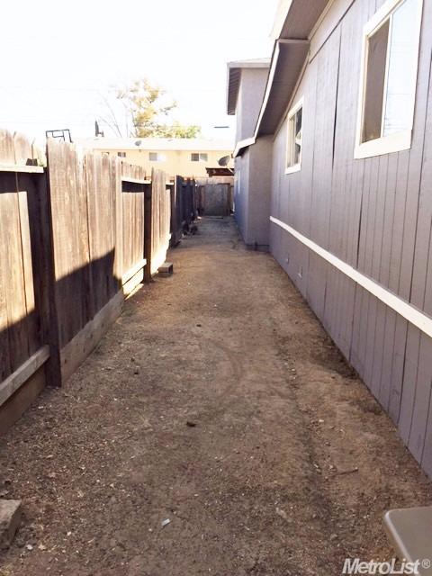 134 W 20th St, Merced, CA 95340 photo 5