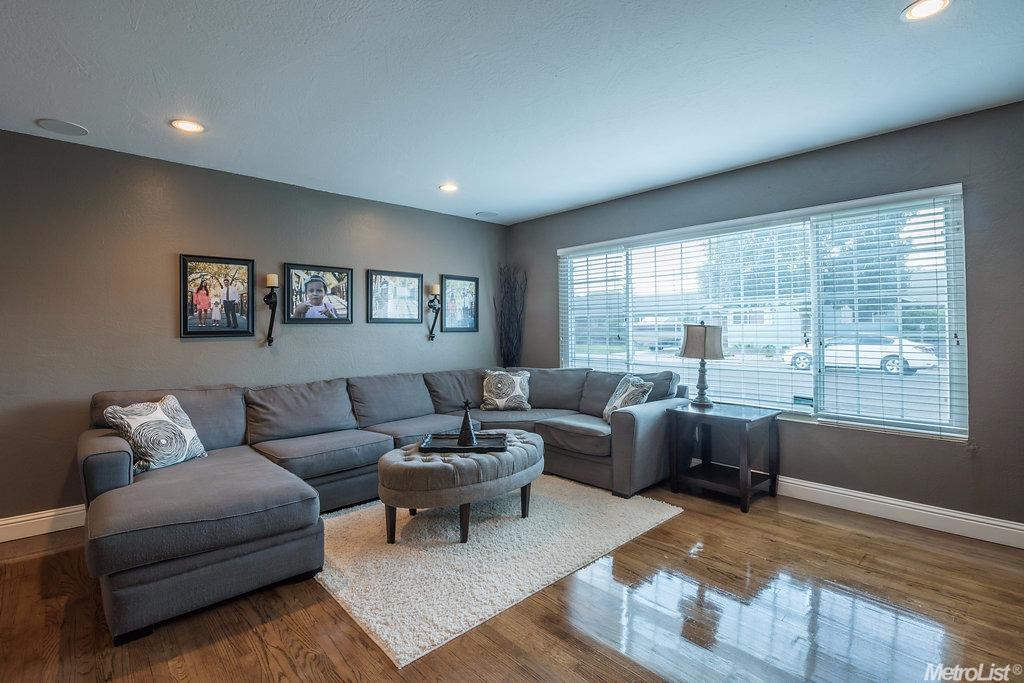 921 Durant St, Modesto, CA 95350 photo 4