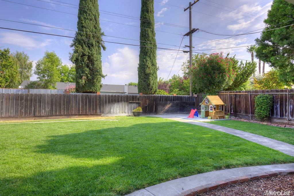 921 Durant St, Modesto, CA 95350 photo 21