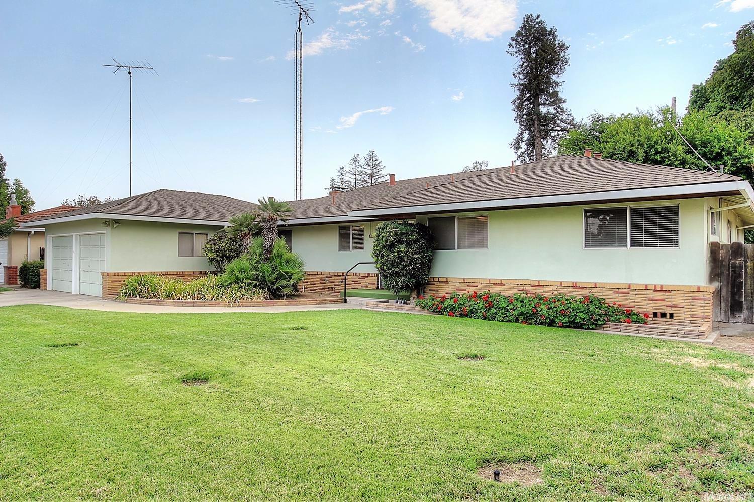 316 3rd St, Ripon, CA 95366 photo 2