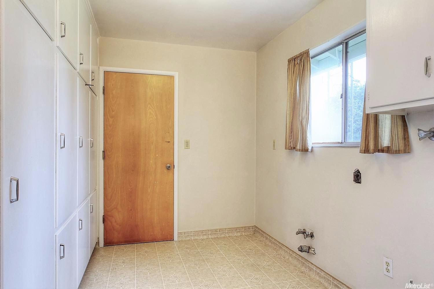 316 3rd St, Ripon, CA 95366 photo 7