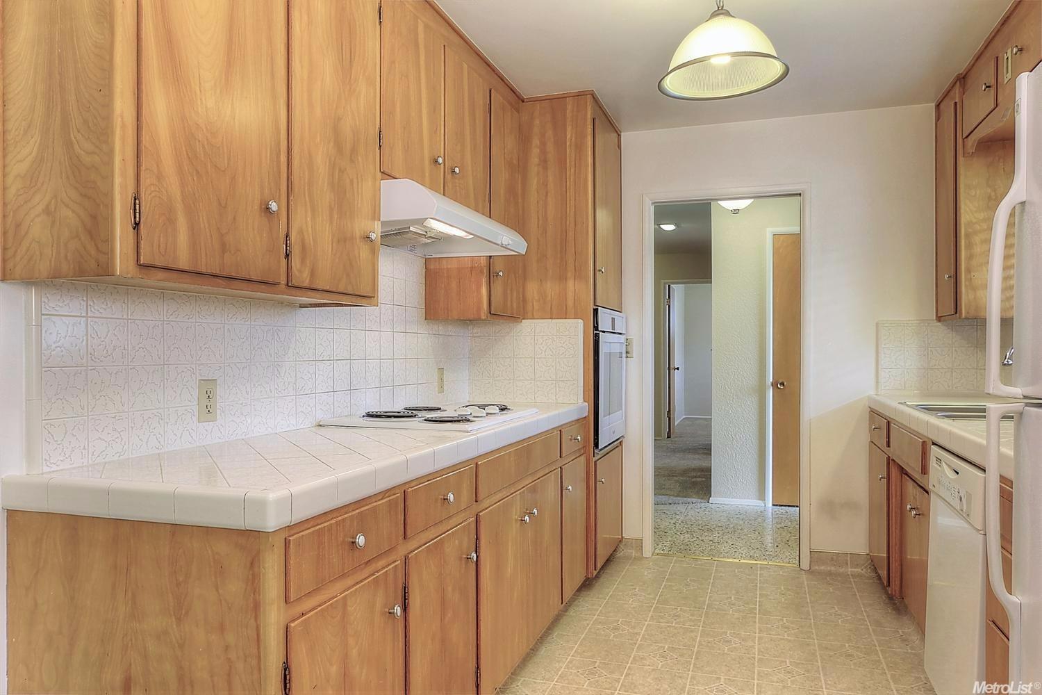 316 3rd St, Ripon, CA 95366 photo 5