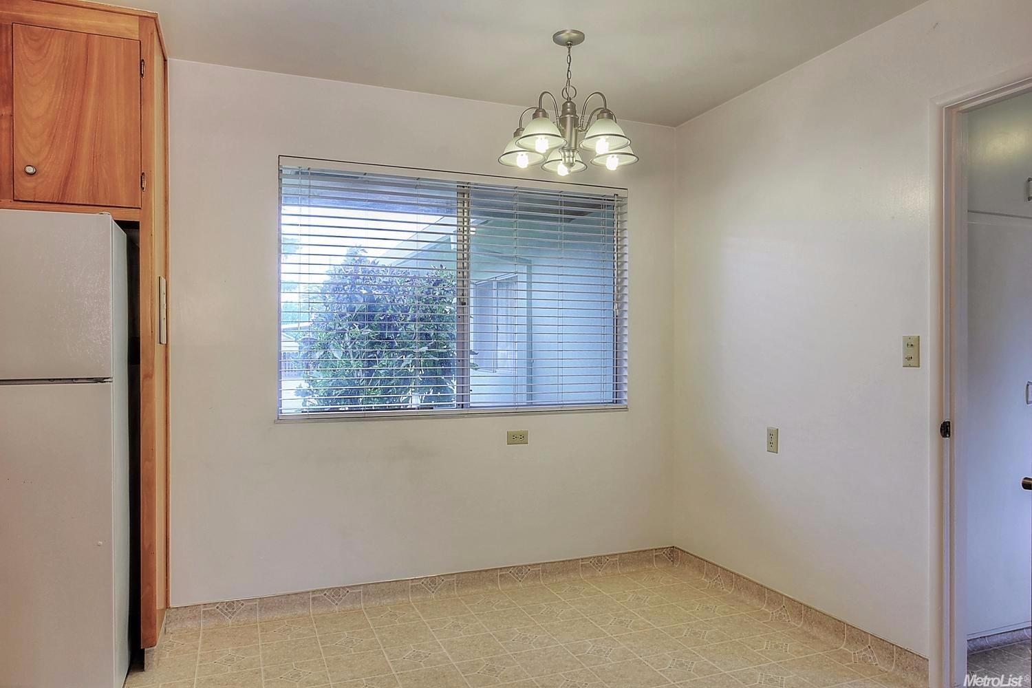 316 3rd St, Ripon, CA 95366 photo 6