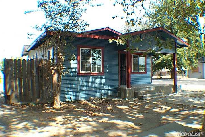 901 W Main St, Turlock, CA 95382 photo 3