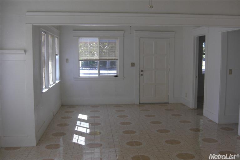 901 W Main St, Turlock, CA 95382 photo 10