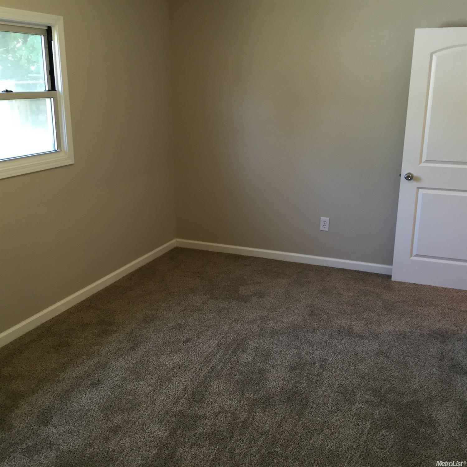 1118 Lloyd St, Lodi, CA 95240 photo 16