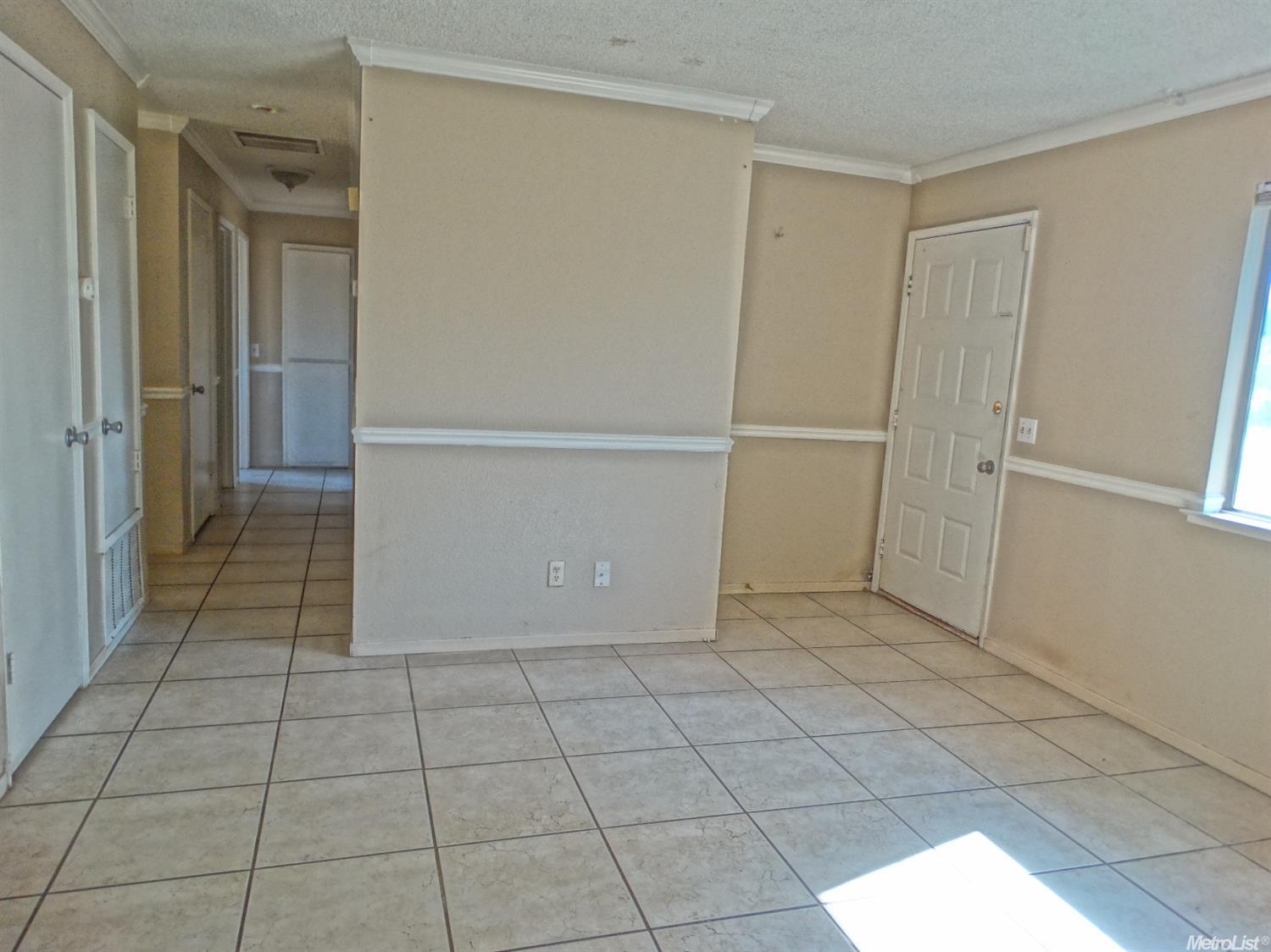 2394 Wolf St, Merced, CA 95348 photo 6