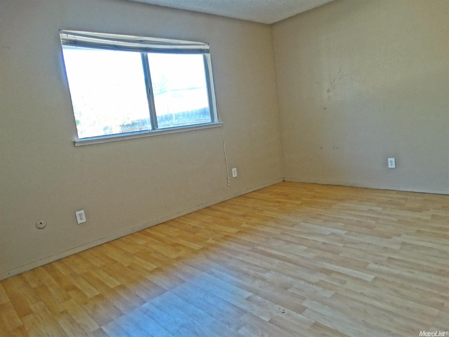 2394 Wolf St, Merced, CA 95348 photo 11