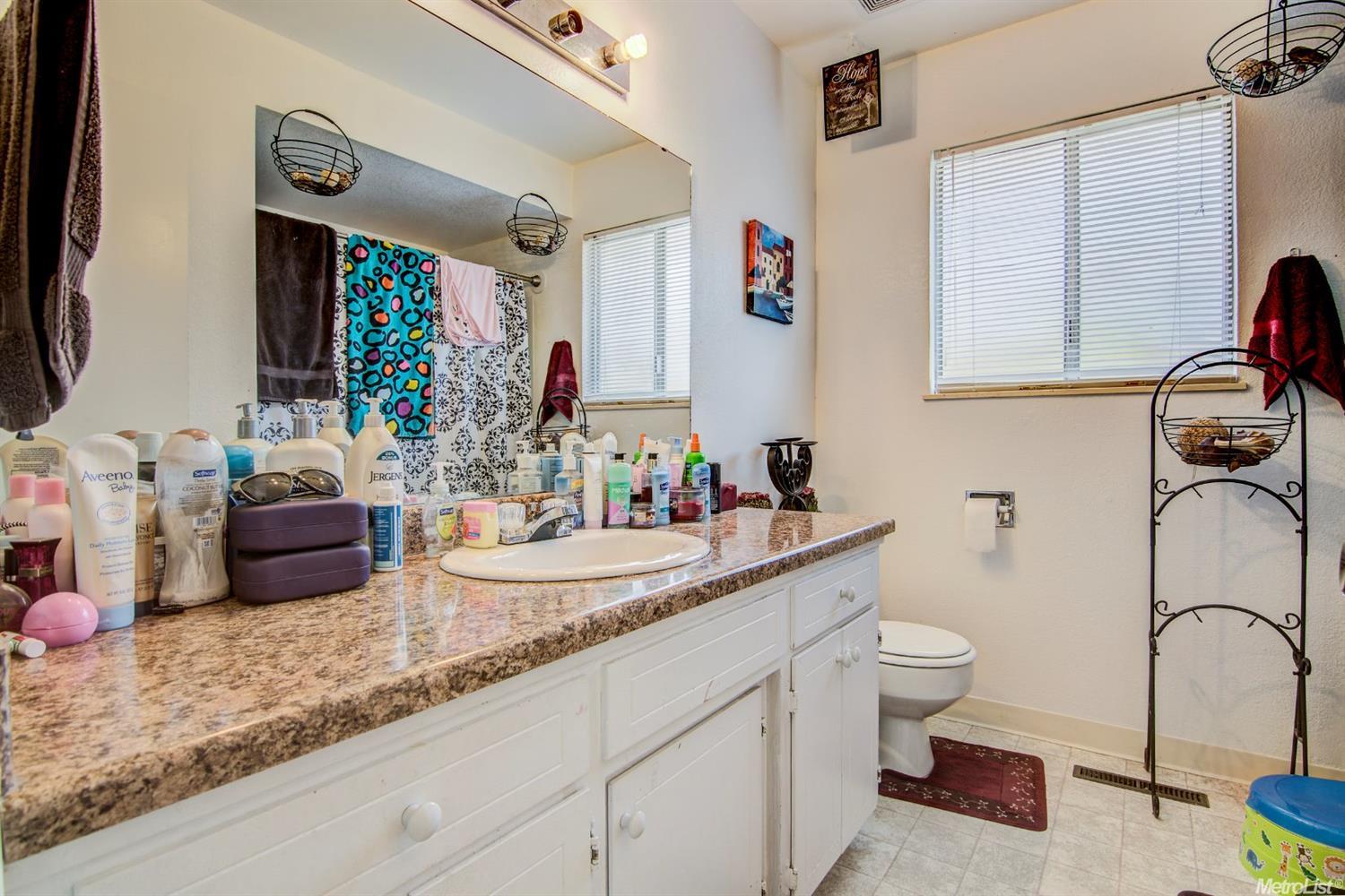 723 El Capitan Dr, Lodi, CA 95242 photo 8