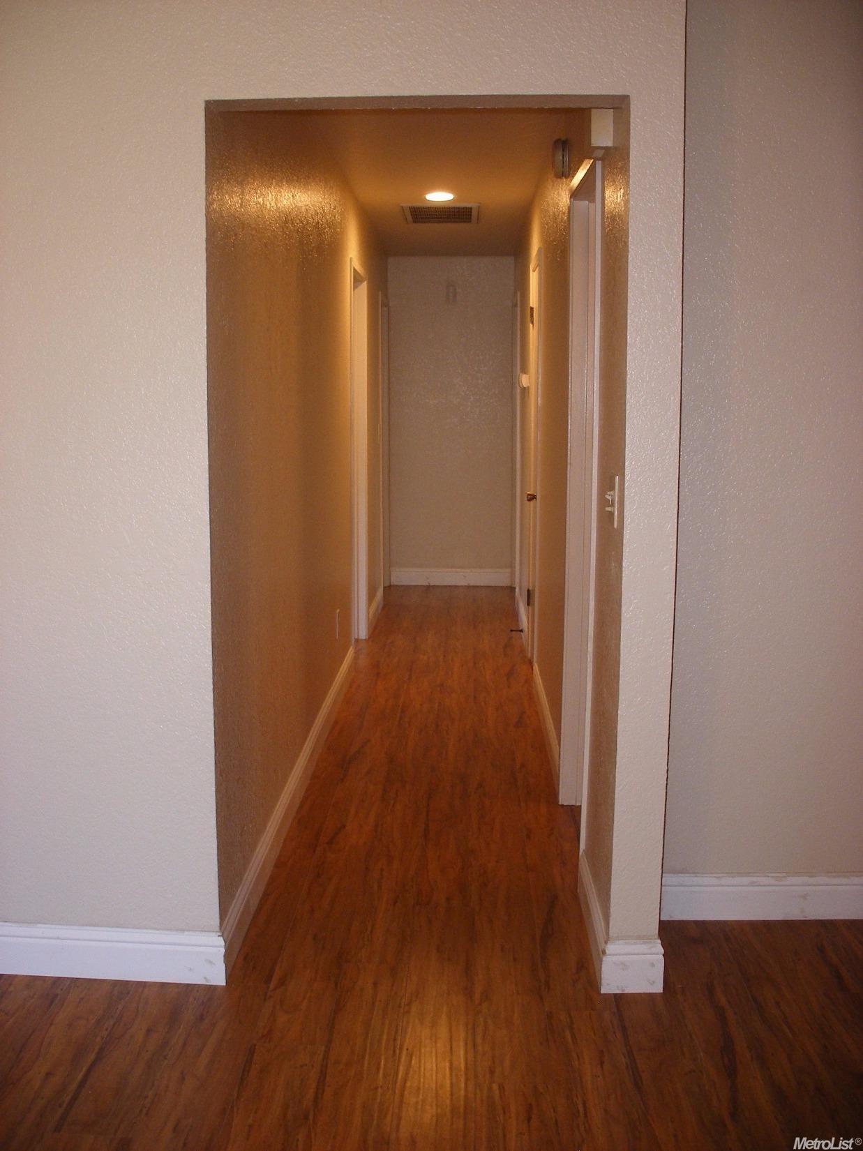 1420 W Kavanagh Ave, Tracy, CA 95376 photo 7